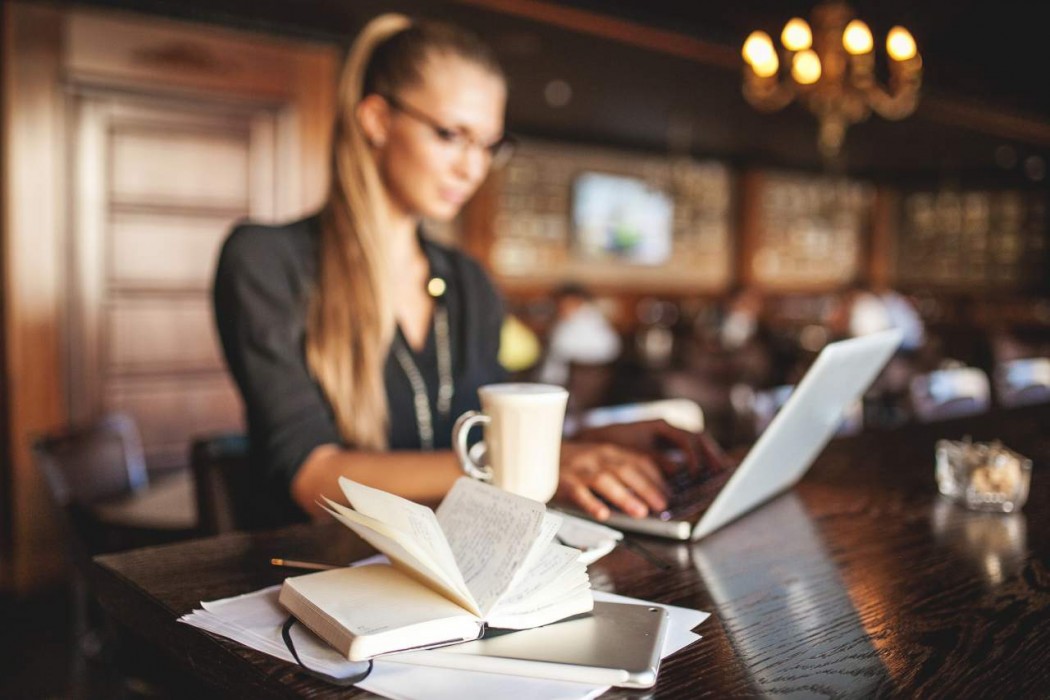 Time management - woman working on laptop